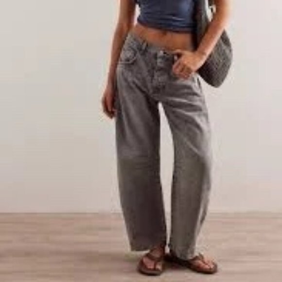 Free People We The Free Good Luck Mid-Rise Barrel Jeans in Falcon Grey Size - 31 - Picture 1 of 12
